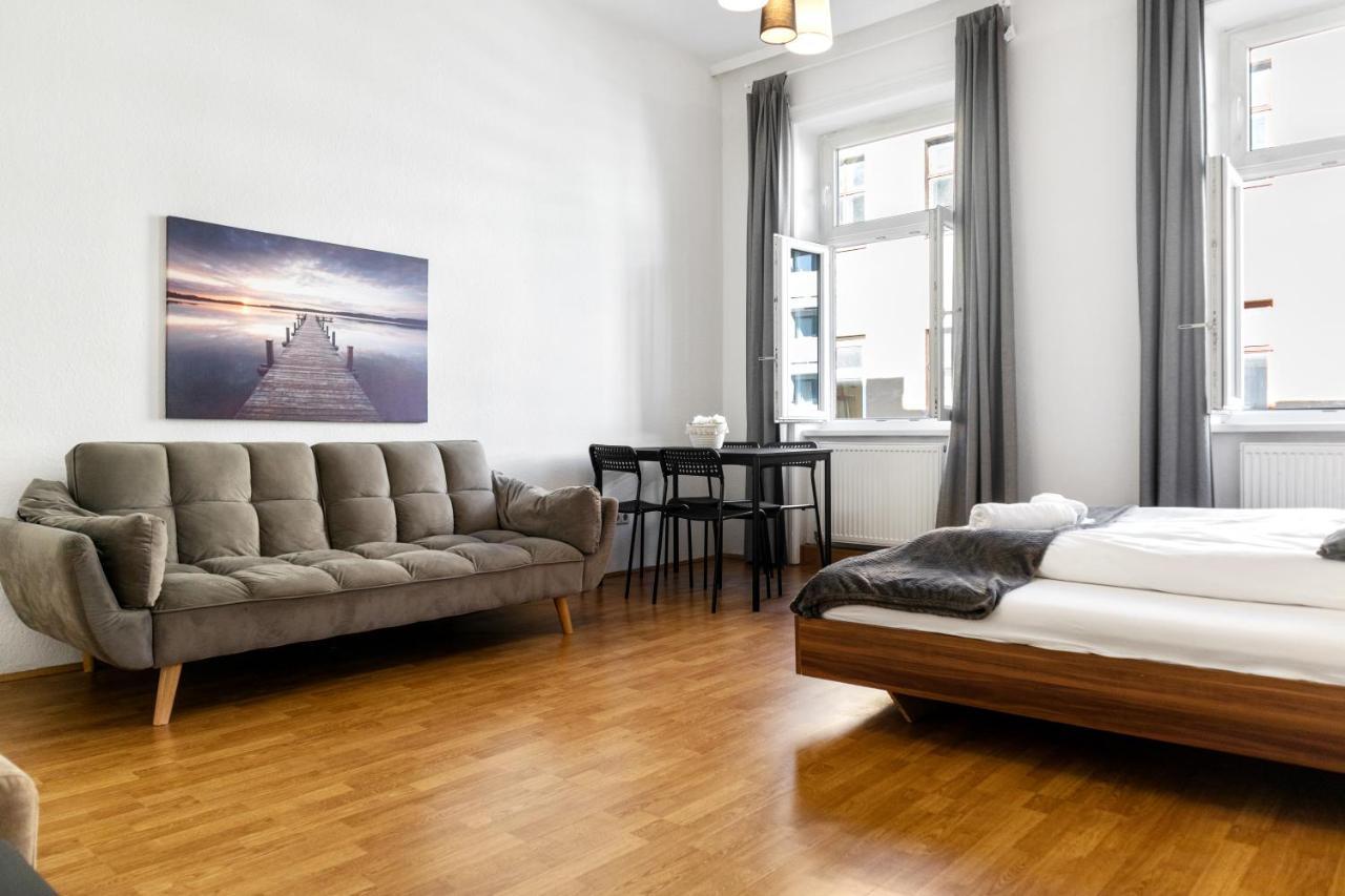 Beautiful 2Br Aptartment 12 Minutes To Downtown Вена Экстерьер фото