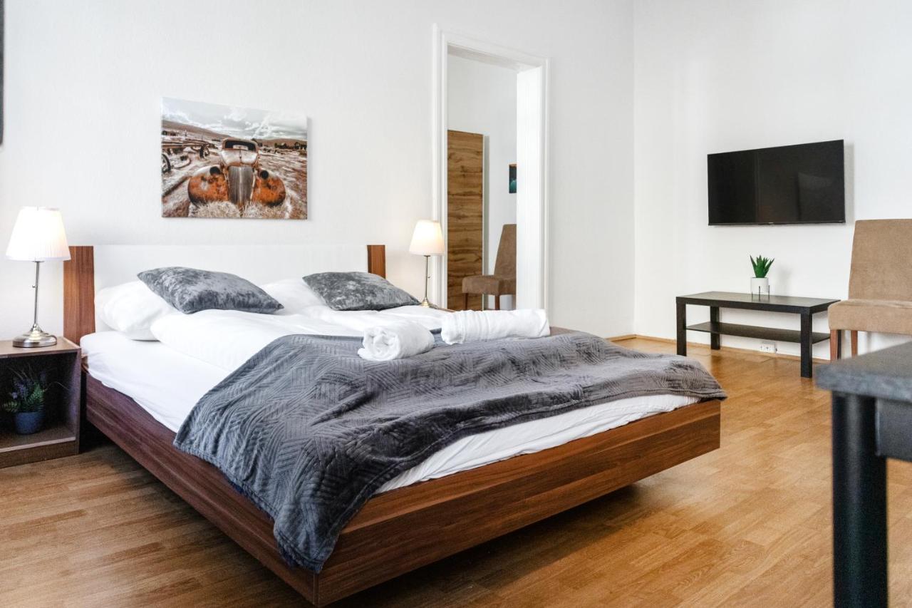 Beautiful 2Br Aptartment 12 Minutes To Downtown Вена Экстерьер фото