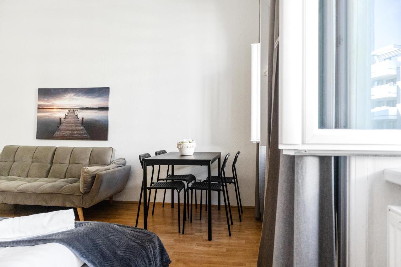 Beautiful 2Br Aptartment 12 Minutes To Downtown Вена Экстерьер фото