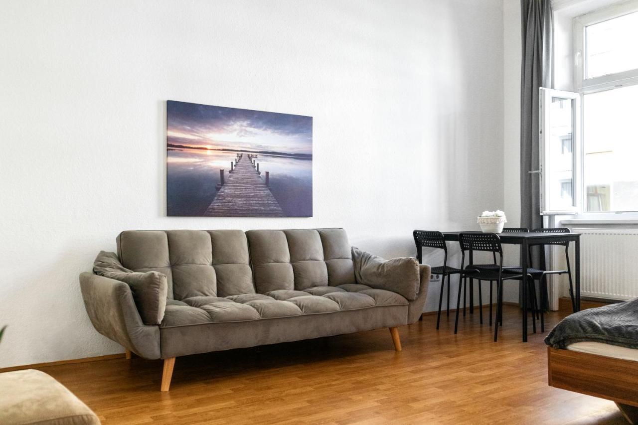 Beautiful 2Br Aptartment 12 Minutes To Downtown Вена Экстерьер фото